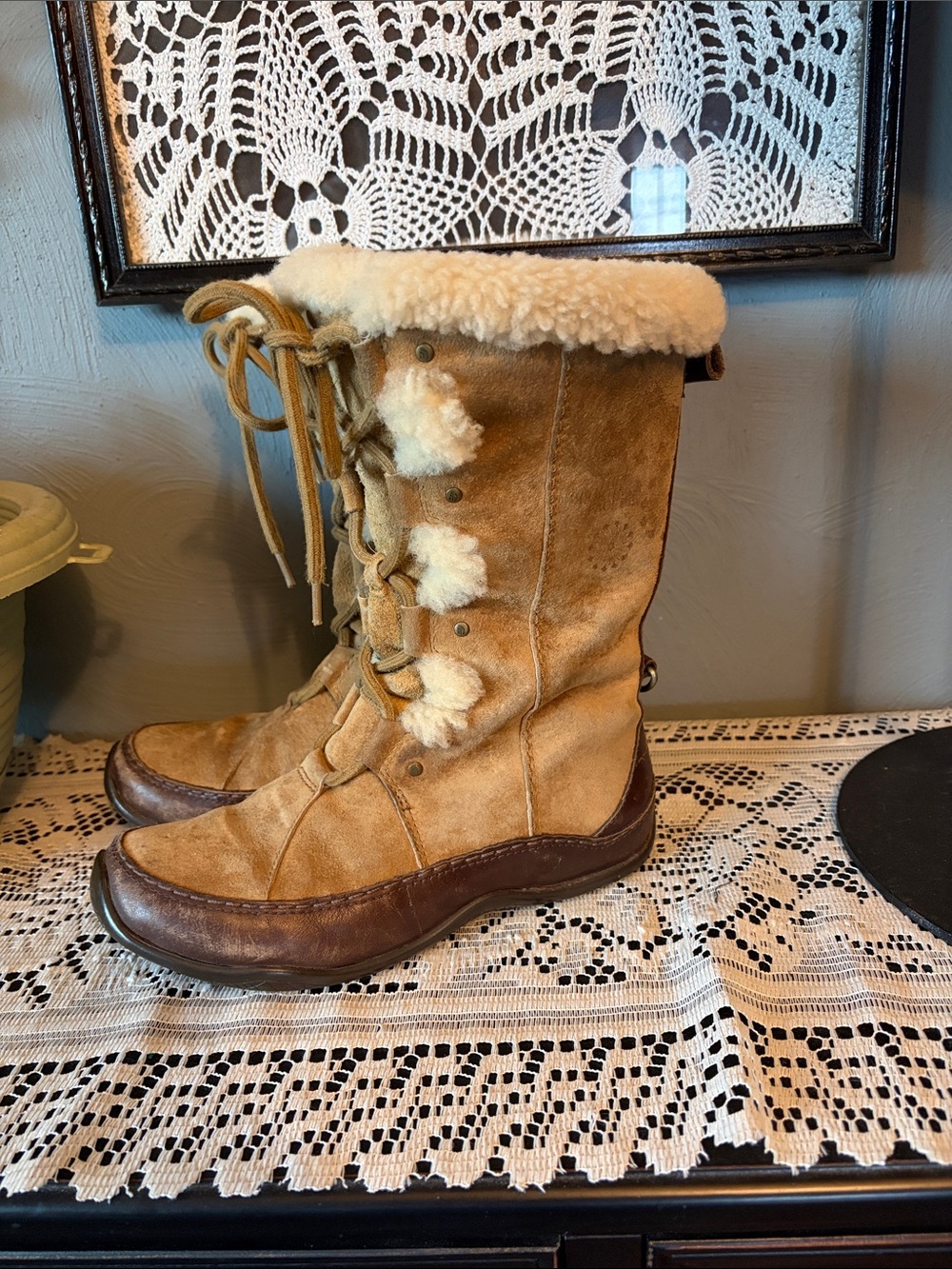The North Face Tan Suede Shearling Lace-Up Winter Boots